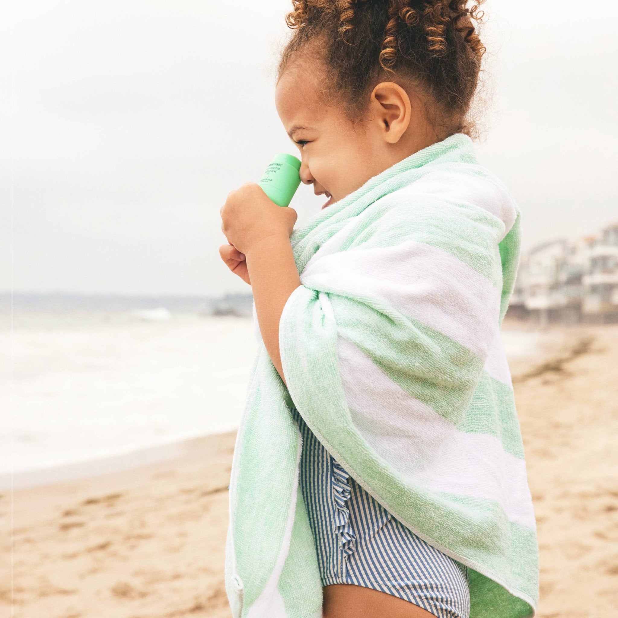 MDSolarSciences - KidStick SPF 40 - The Look and Co